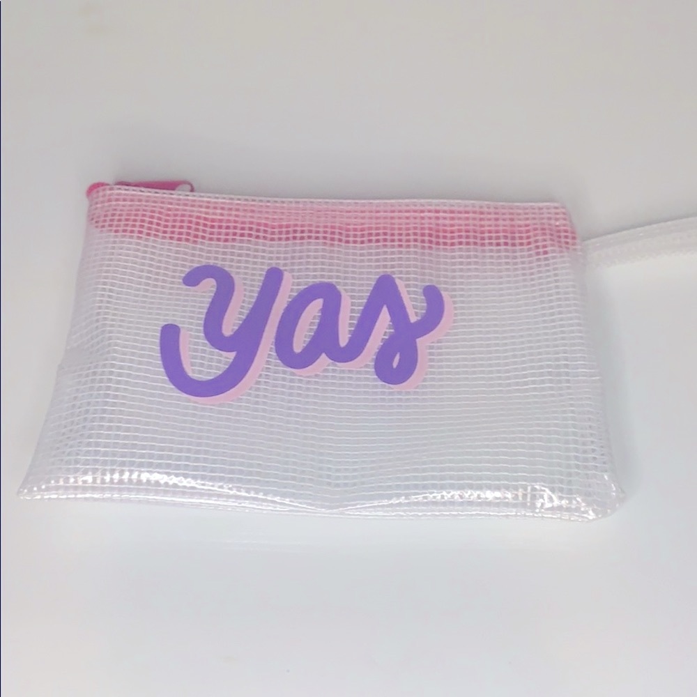Zippered pouch